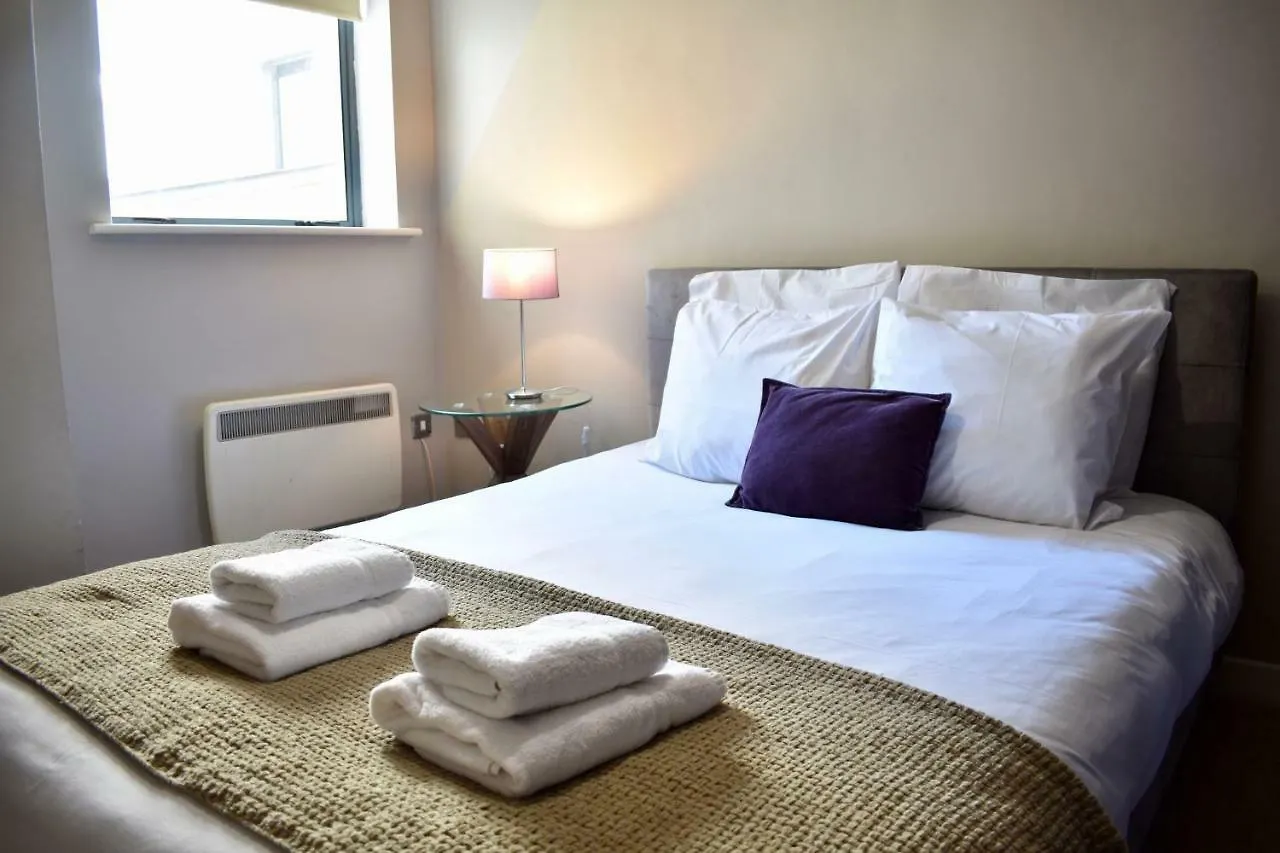 3 Bedroom Mezzanine Apartment In Temple Bar Dublin Irland