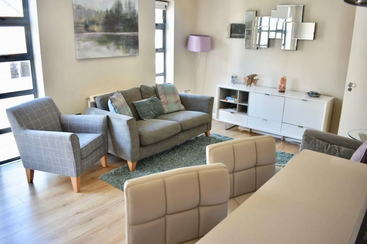 3 Bedroom Mezzanine Apartment In Temple Bar Dublin